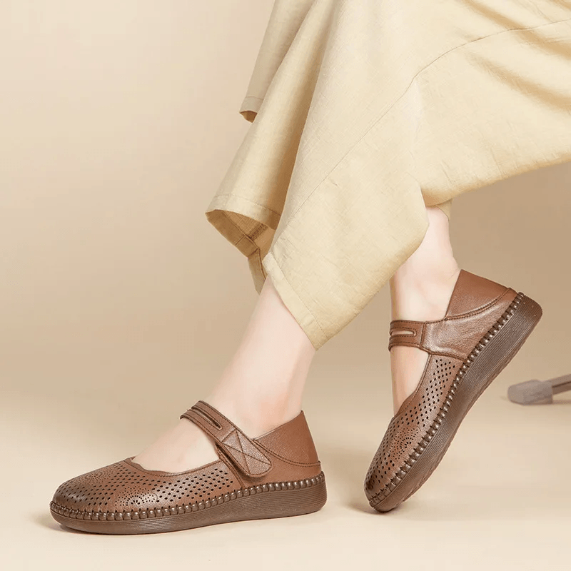 USS Shoes Luigi Women's Hollow Leather Breathable Soft Sandals