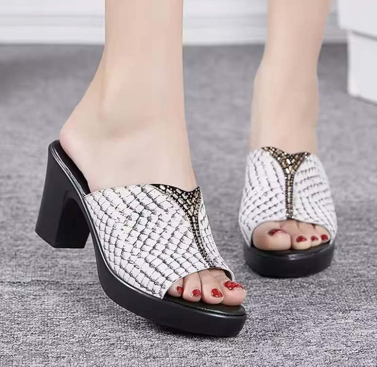 USS Shoes Malena Women's Leather Anti-Skid Heel Sandals