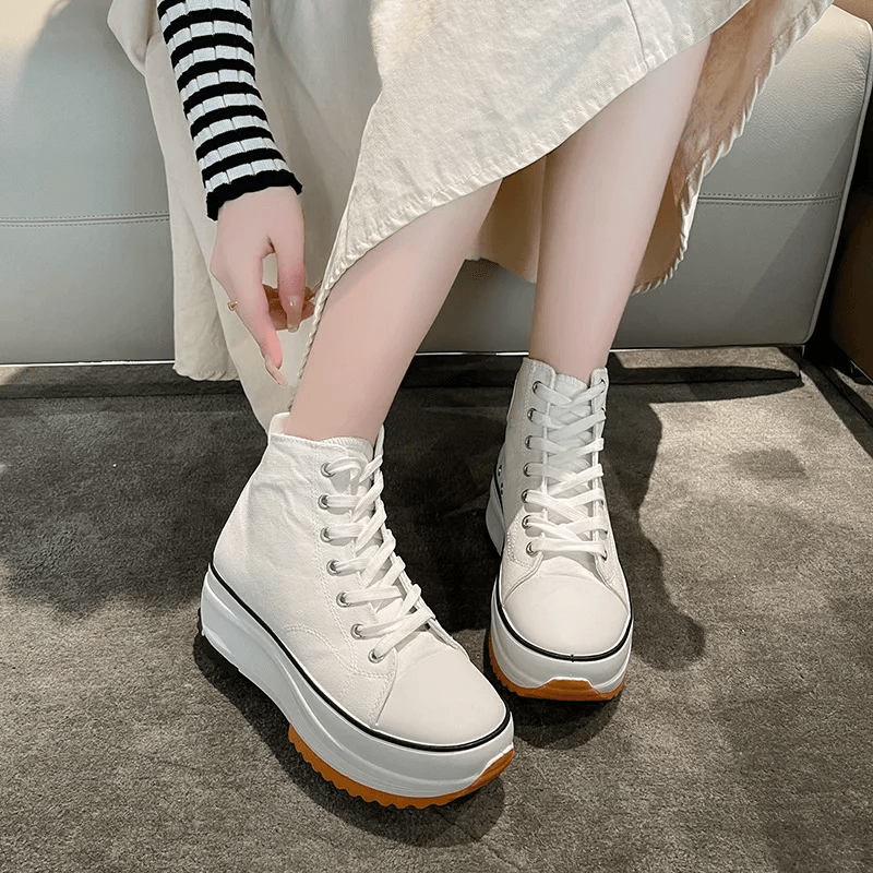 USS Shoes Marcia Women's Platform Sneaker