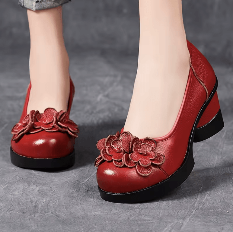 USS Shoes Margaret Women's Round Toe Platform Pumps