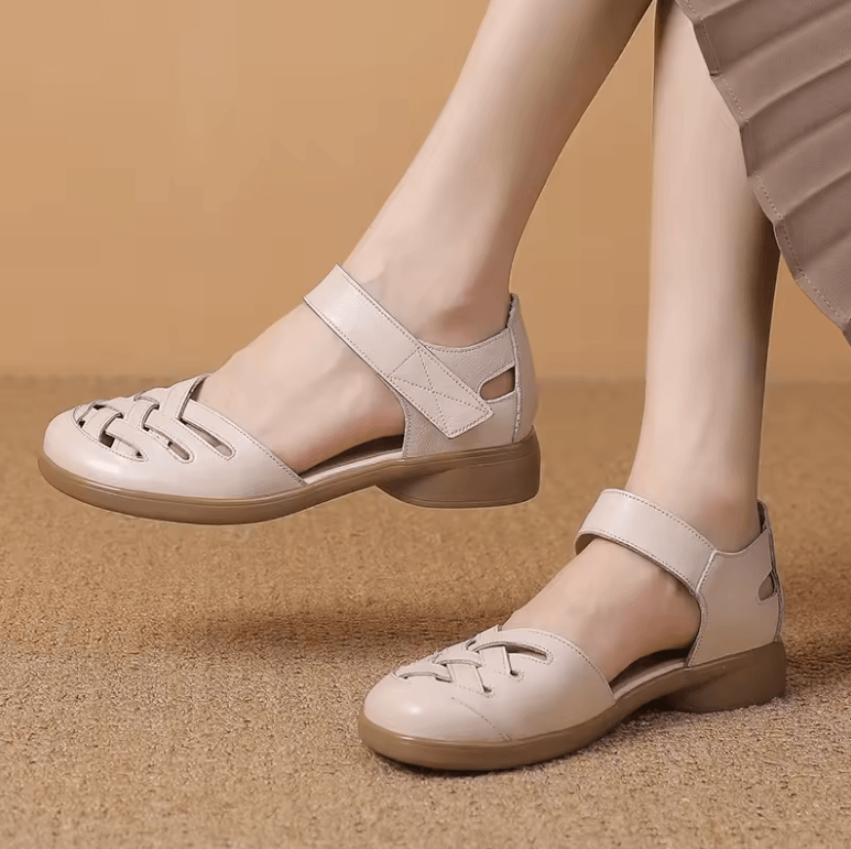 USS Shoes Marie Women's Flat Sandals