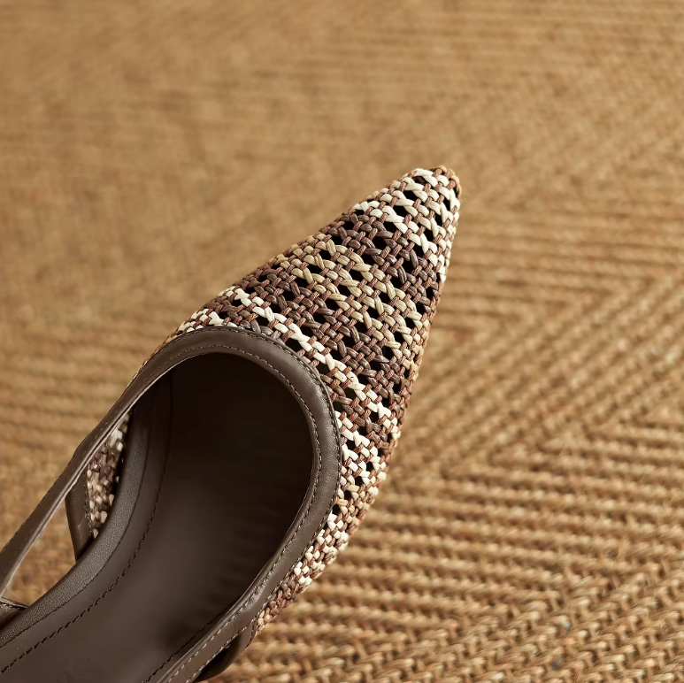 USS Shoes Mechy Women's Pointed Toe Woven Leather Sandals