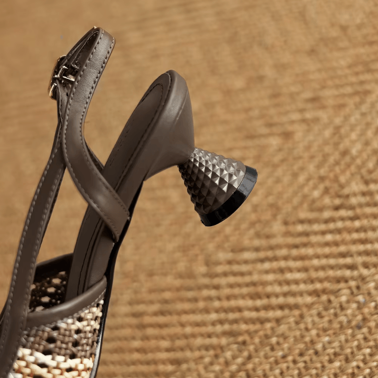 USS Shoes Mechy Women's Pointed Toe Woven Leather Sandals