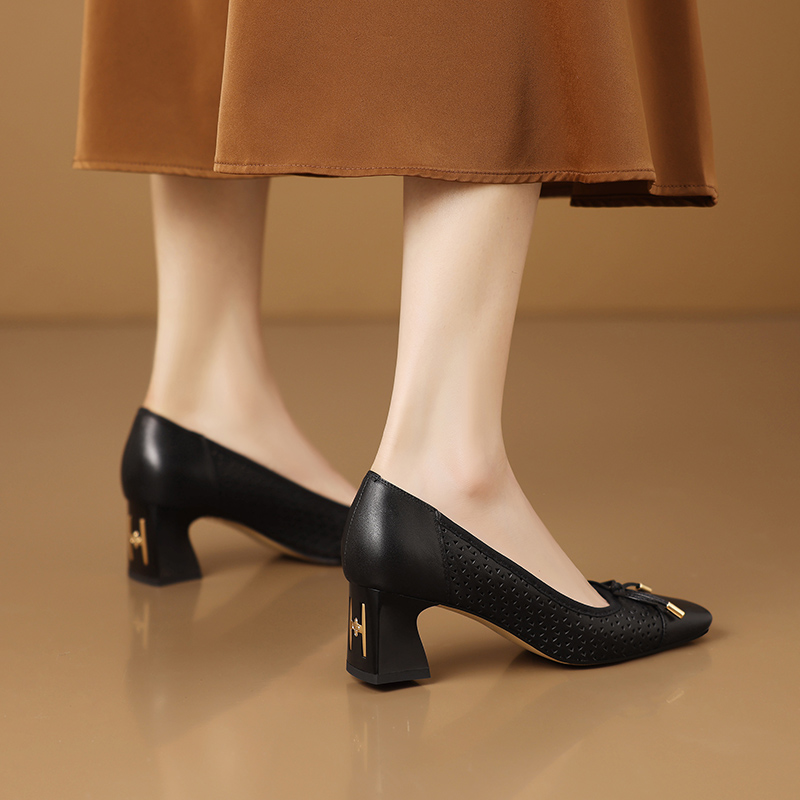 USS Shoes Melina Women's Butterfly Knot Square Toe Leather Pumps - Luxuryurbanwear