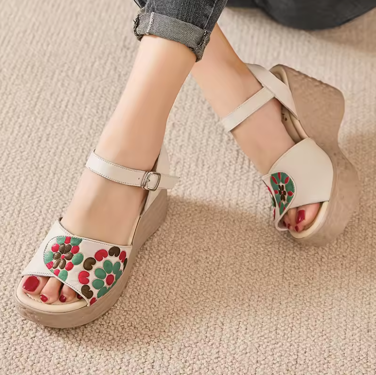 USS Shoes Nina Women's Bohemian Leather Wedge Sandals