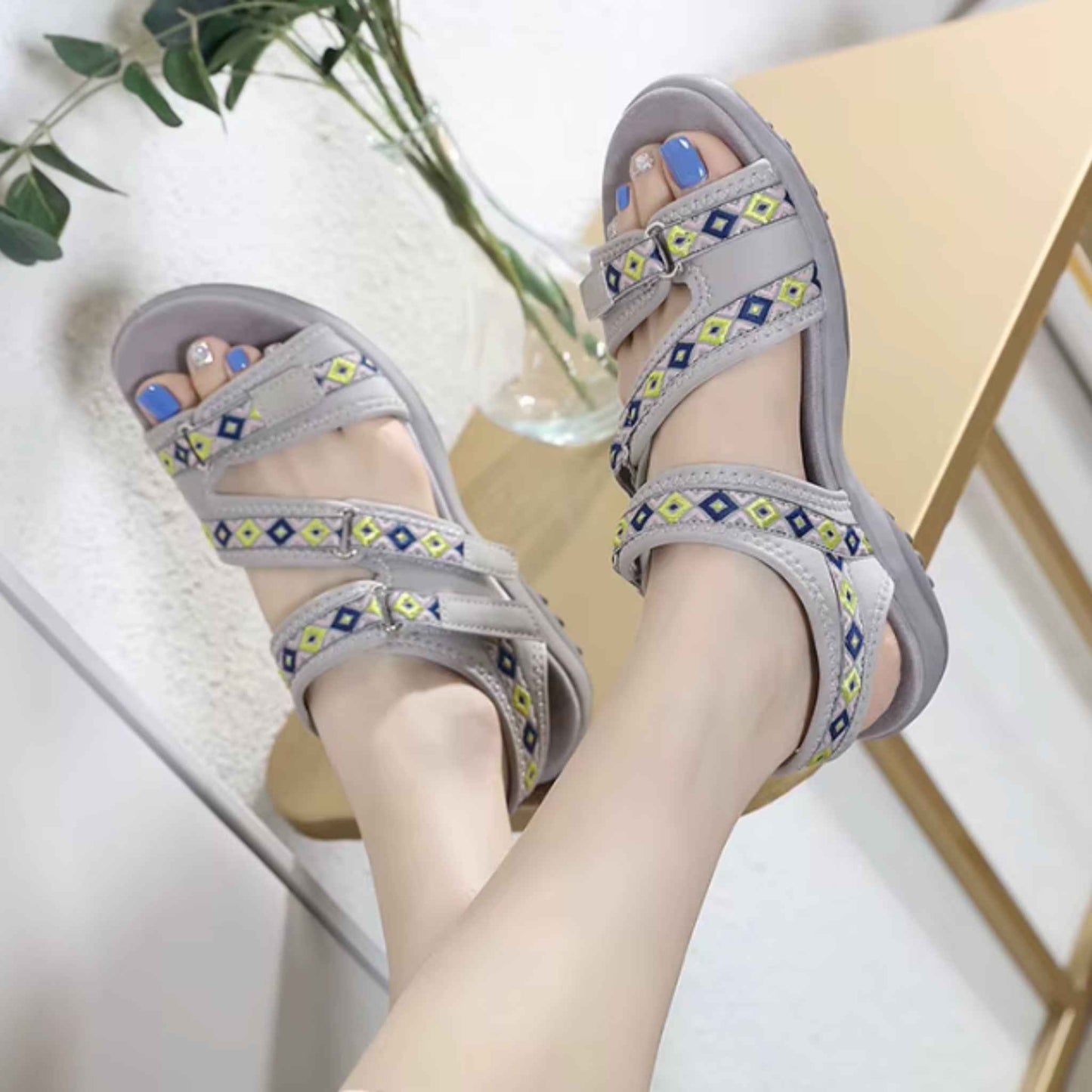 USS Shoes Nina Women's Non-Slip Open Toe Outdoor Flats Sandals
