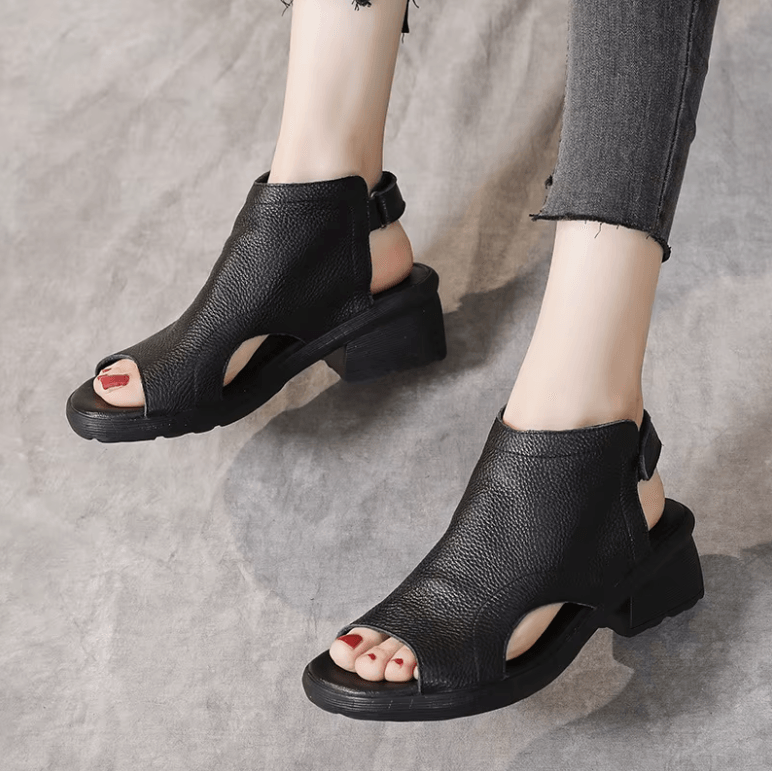 USS Shoes Olga Women's Leather Gladiator Open-Toe Sandals