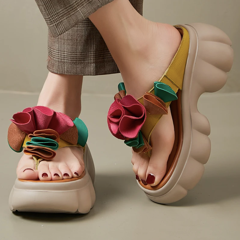 USS Shoes Oriana Women's Floral Leather Platform Sandals