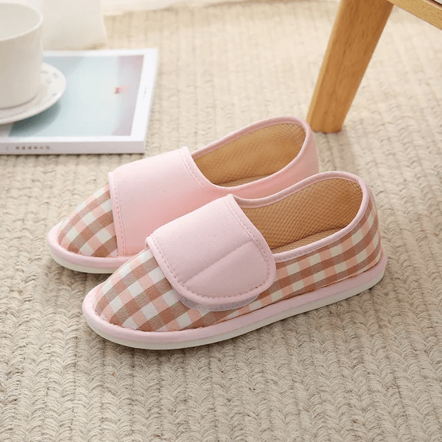 USS Shoes Raquel Women's Adjustable Closure Comfortable Slippers