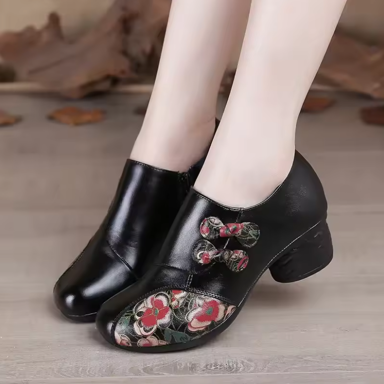 USS Shoes Roberta Women's Ethnic Style Leather Pumps