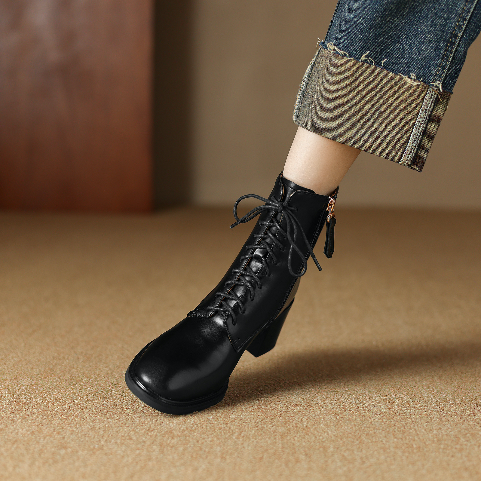 USS Shoes Sandy Women's Leather Lace Up Boots - Luxuryurbanwear