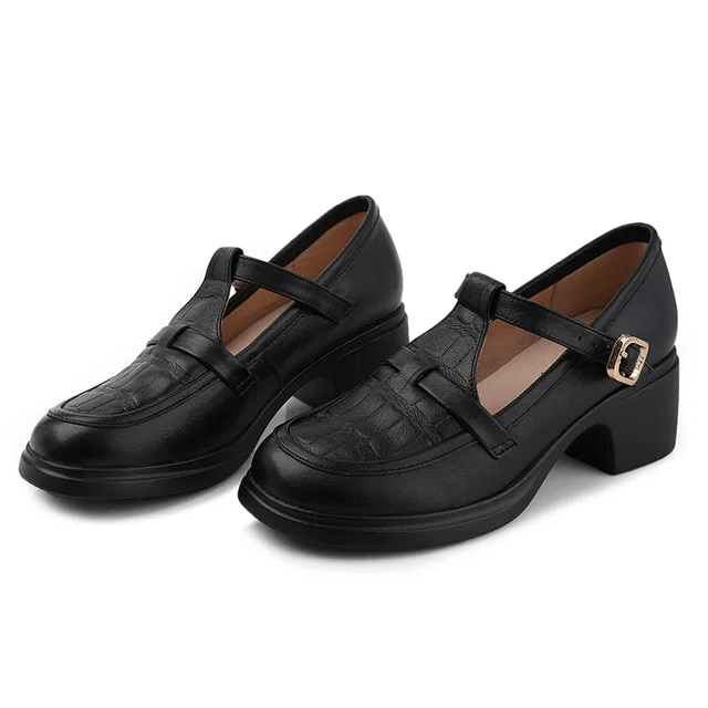 USS Shoes Sara Women's Square Heel Pumps