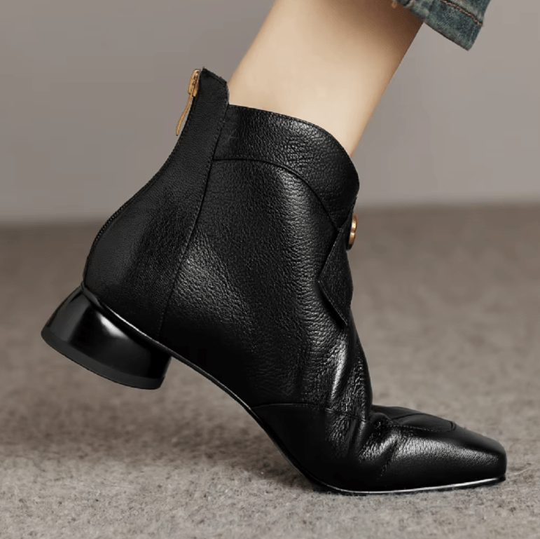 USS Shoes Sharon Women's Back Zip Flat Ankle Boots