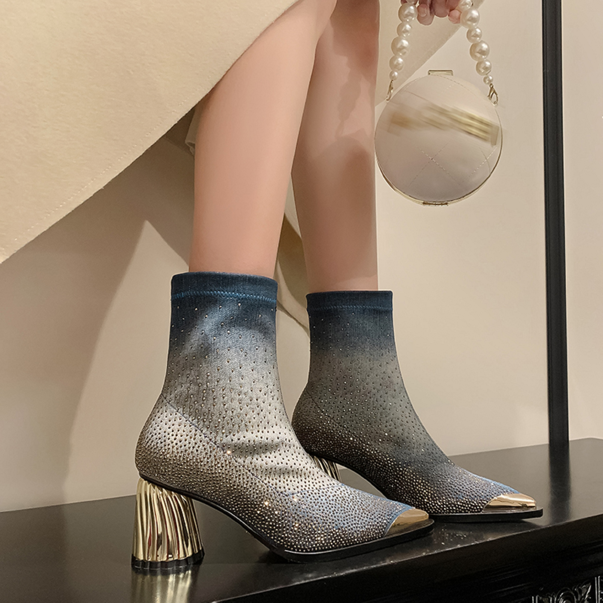 USS Shoes Showly Women's Luxury Rhinestones Pointy Toe Boots - Luxuryurbanwear