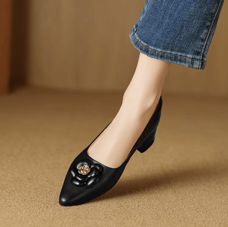 USS Shoes Fanny Women's Leather Mid Heels Flower Buckle Pumps