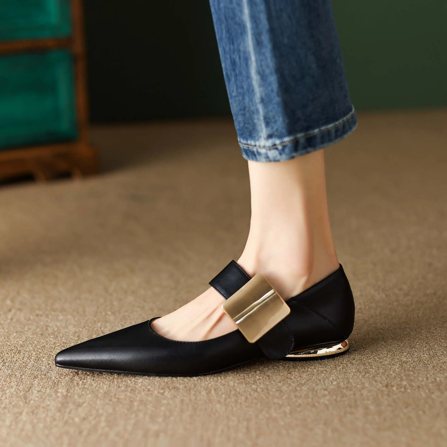USS Shoes Naybi Women's Pointed Toe Dress Flats - Luxuryurbanwear
