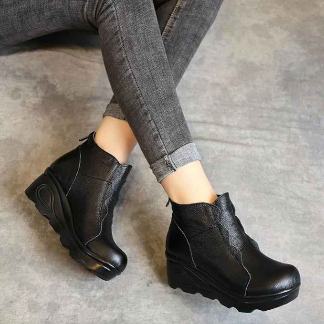 USS Shoes Zuny Women's Platform Booties